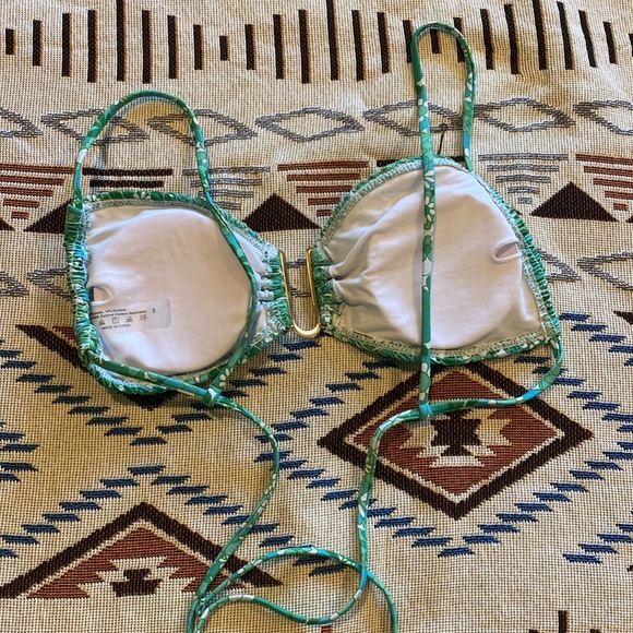 2/$20 Bundle of 3 Bikinis - Picture 8 of 8